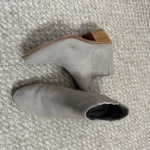 Joie Barlow Gray Suede Ankle Boots | 37